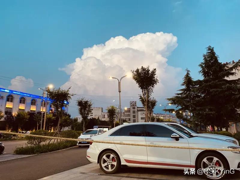 汽车云未来发展方向将会如何?

汽车云的未来，正清晰地指向一个由AI深度驱动、以