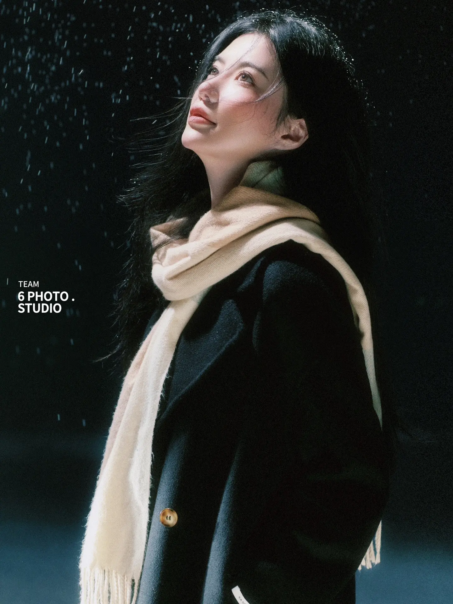 她说难过的眼睛像柏林的一场雾🌬️。穿过这场雾，就是柏林的冬天