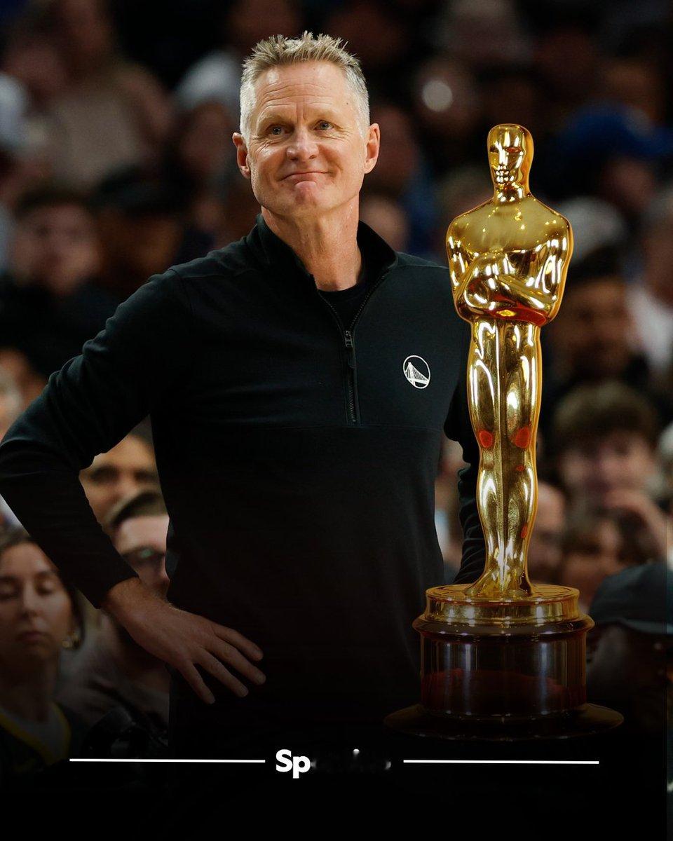勇士主帅斩获奥斯卡奖科尔获得奥斯卡奖  奥斯卡 勇士主帅科尔制作的纪录短片《所有