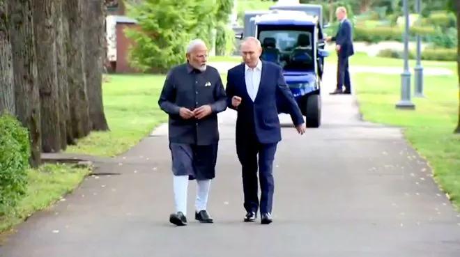 莫迪会见普京，泽连斯基很生气，后果很严重。

对于印度总理莫迪访问莫斯科会见普京