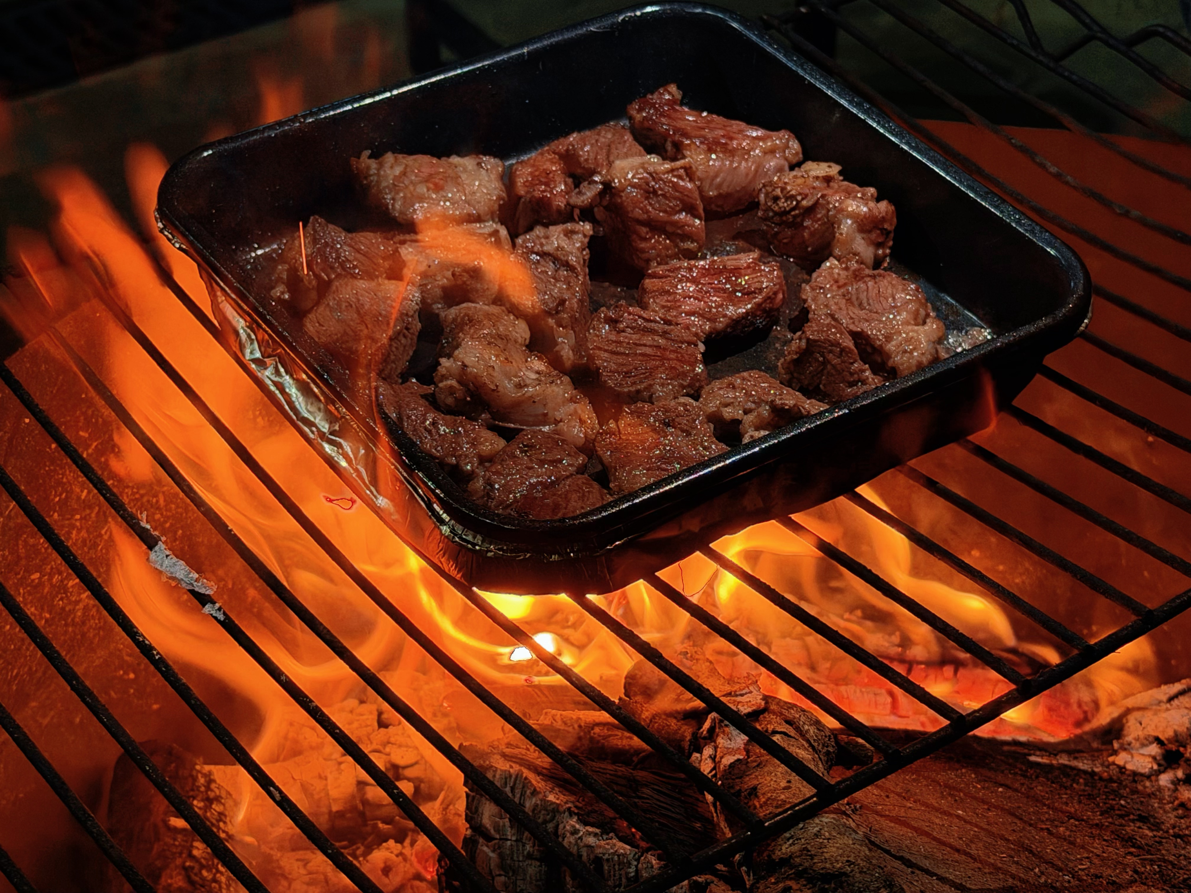烤肉，烤红薯。我和徐的晚上。哈哈。 ​​​