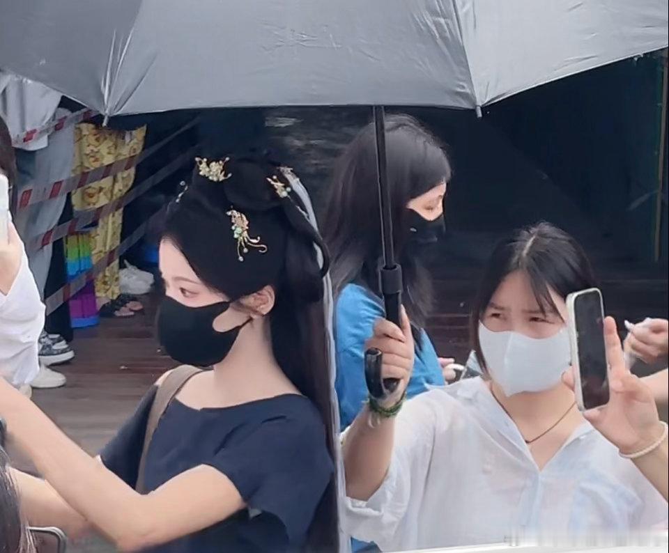 张淼怡这颜值也是绝世美颜 