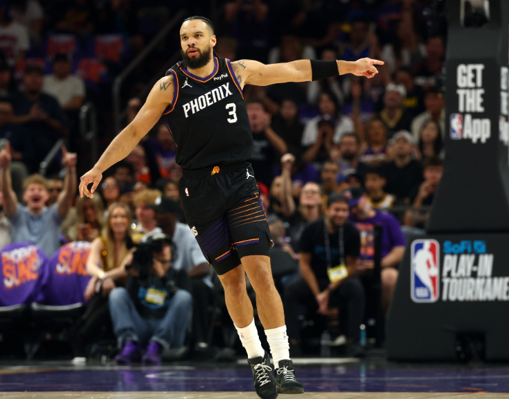 近日，太阳球员狄龙·布鲁克斯在NBA 2K League的节目中谈到了亚历山大以