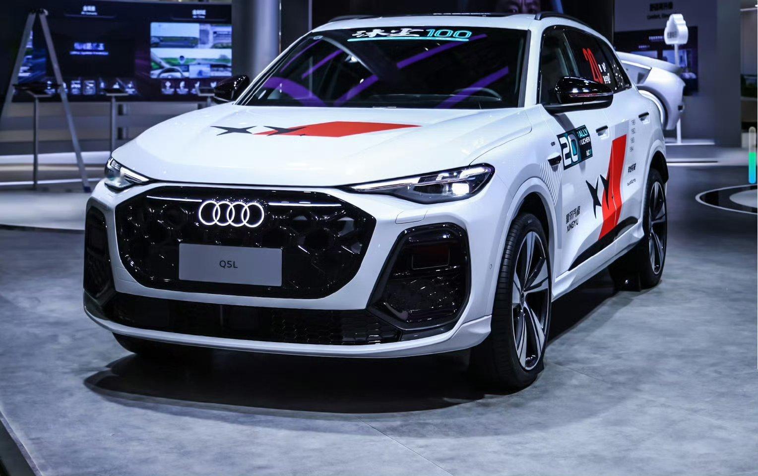 奥迪Q5L全系上线华为乾崑智驾作为全球首款搭载华为智驾的豪华燃油SUV，它直接解