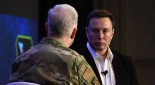 马斯克直接对特朗普发出警示！如果未来爆发世界大战，美国或将成为第一个战败的国家，