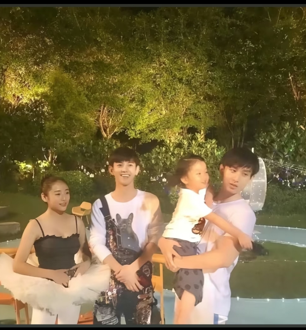 主打一个没看过的都是新的！成毅非主流过、硬汉过，就是没有丑过～摸爬滚打的小鲜肉时