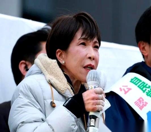 这场打了四年多的仗，目前正卡在一个最反常的死结上：占着上风的人频频暗示想停手，处