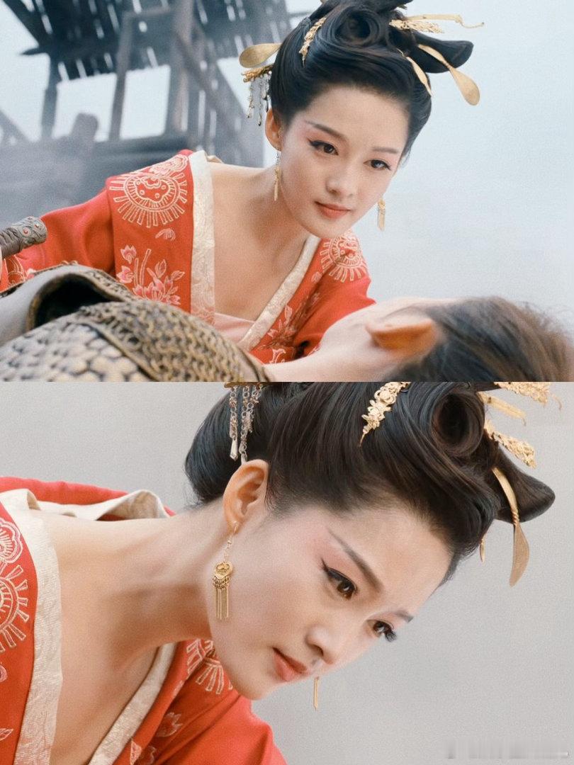 李沁元淳的权威还在上升 有人说元淳是李沁演技的高光时刻，我同意。前期娇憨灵动，后