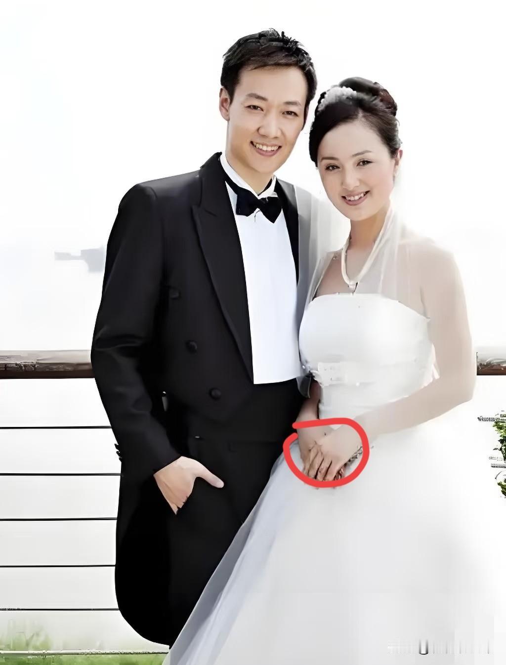 辛柏青复工还是太着急了，
5个月悲伤期太短了，
如果我是他，需要再等等，原因很简