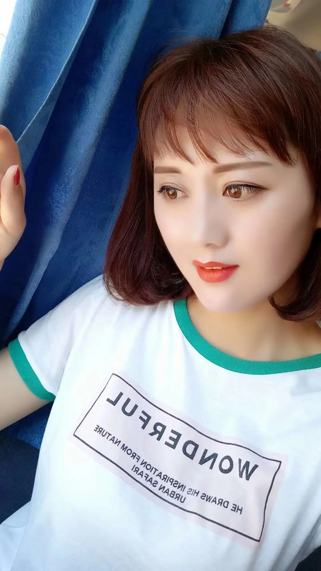  “情绪反扑的时候，请允许自己    枯萎几天，然后在接着生活[玫...