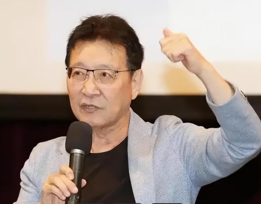 真可笑！
罗智强提世代交替！
赵少康急得捅马蜂窝？


赵少康的反应有点过激了