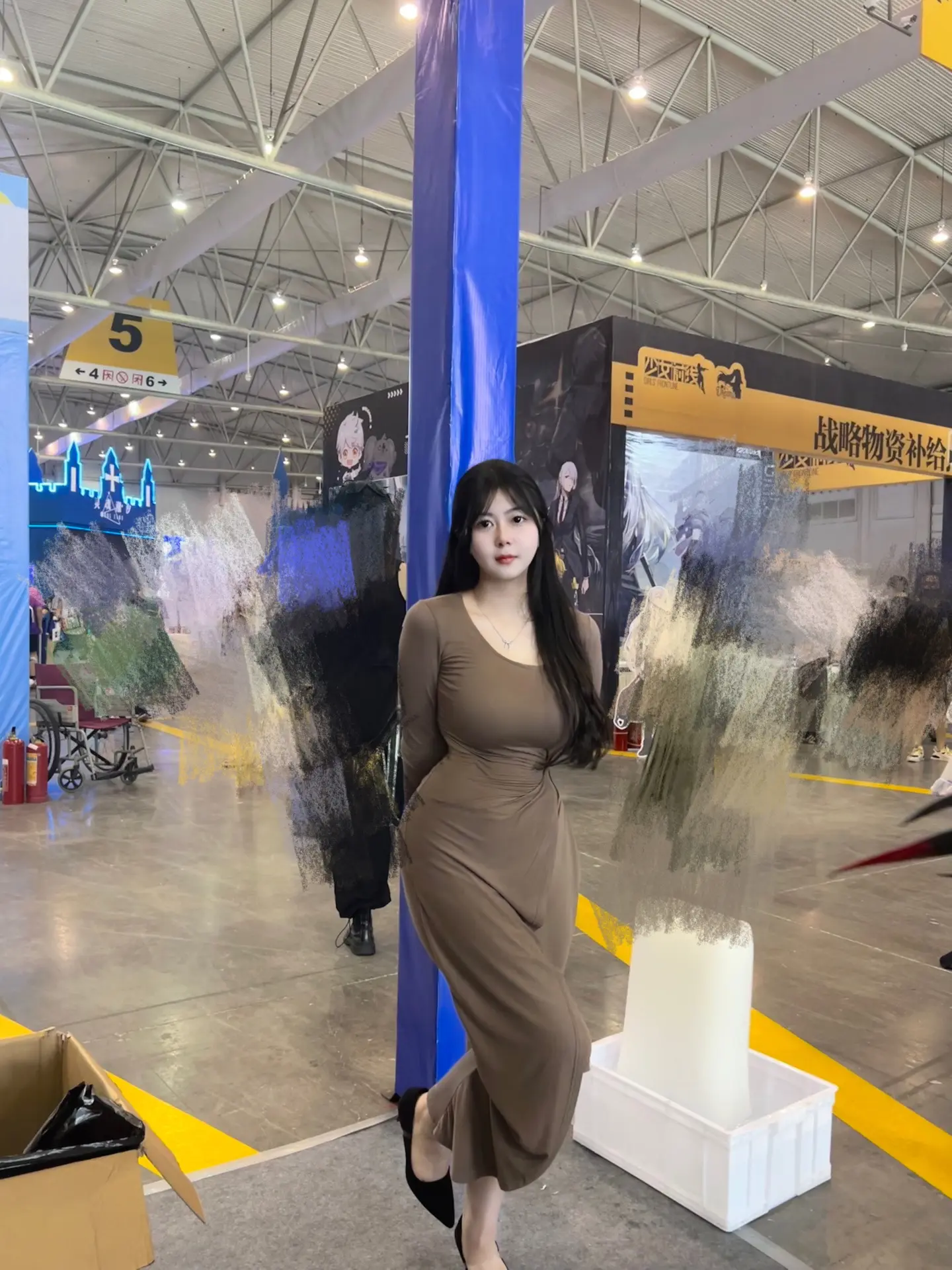 突然就释怀了 如果全世界都是搞纯爱的 哪来的片给我看