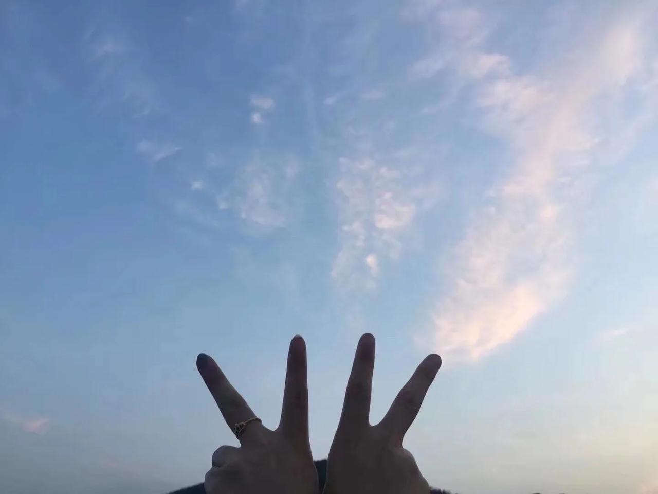 真羡慕那些一到过节。就去公婆家吃现成的媳妇儿……
	
公婆远在山东，只结婚来过一