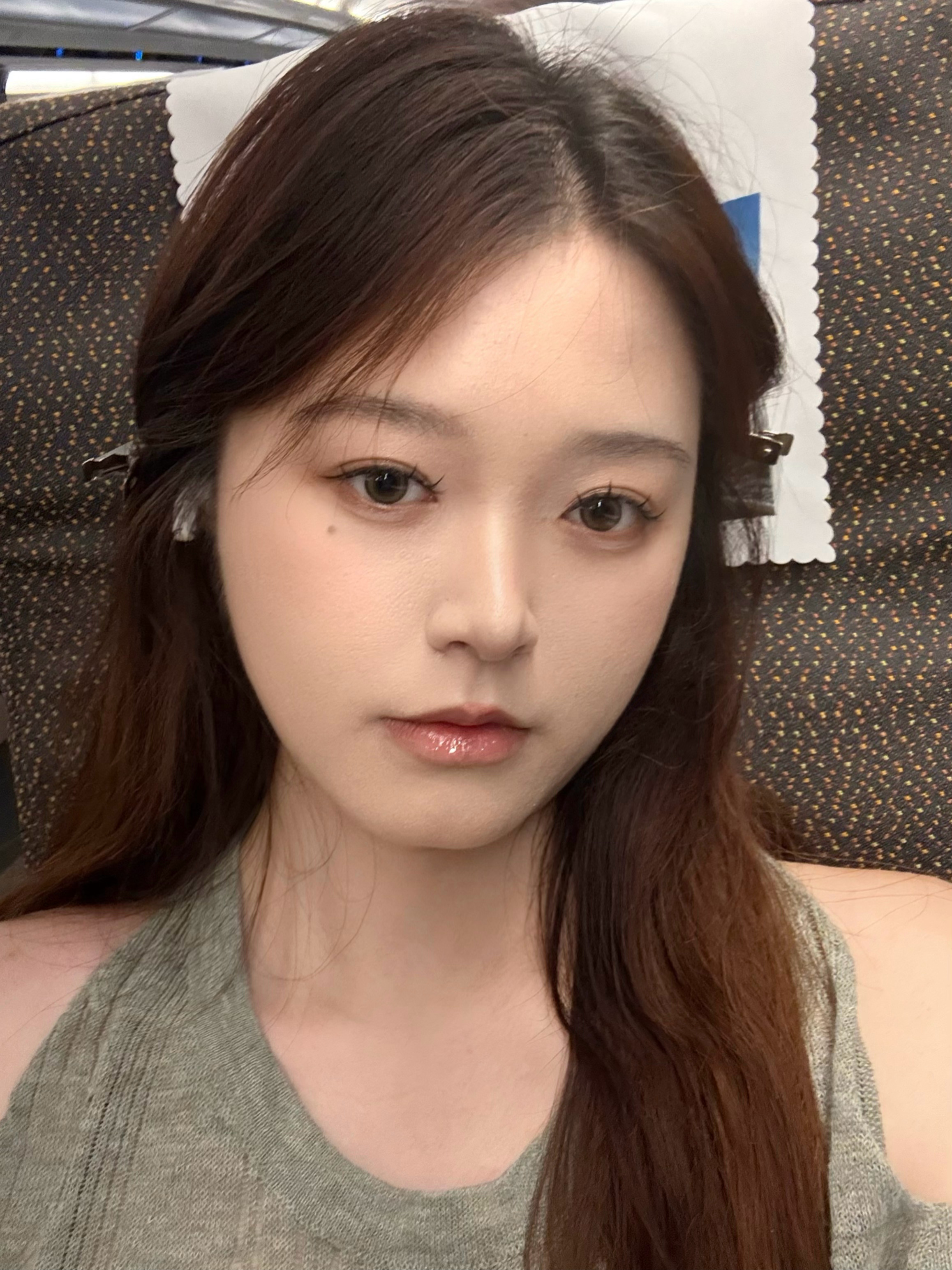 俺随身携带定位夹人设不倒 