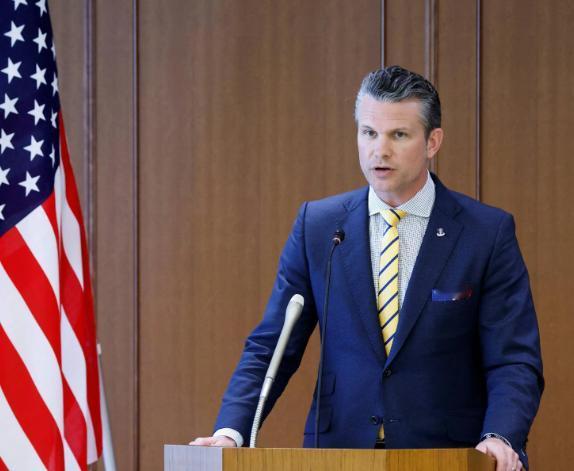 美国防长：中美要打仗，比抗美援朝还惨烈。我们做好准备，不想打仗！

这话听着就有