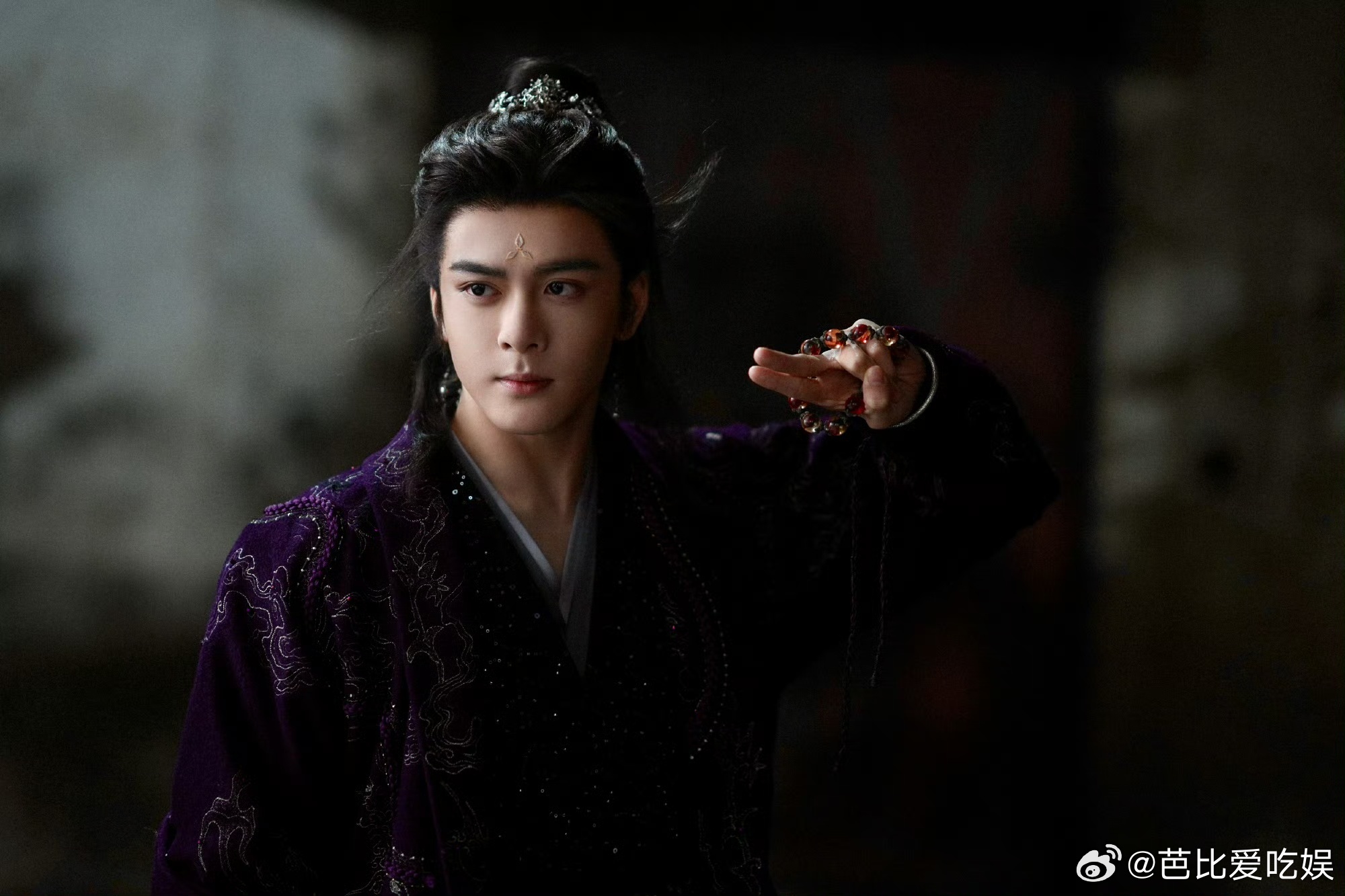 曾舜晞我的每部作品都是我的成名作 从歌手到演员，身份在变，但那份死磕到底的韧劲没