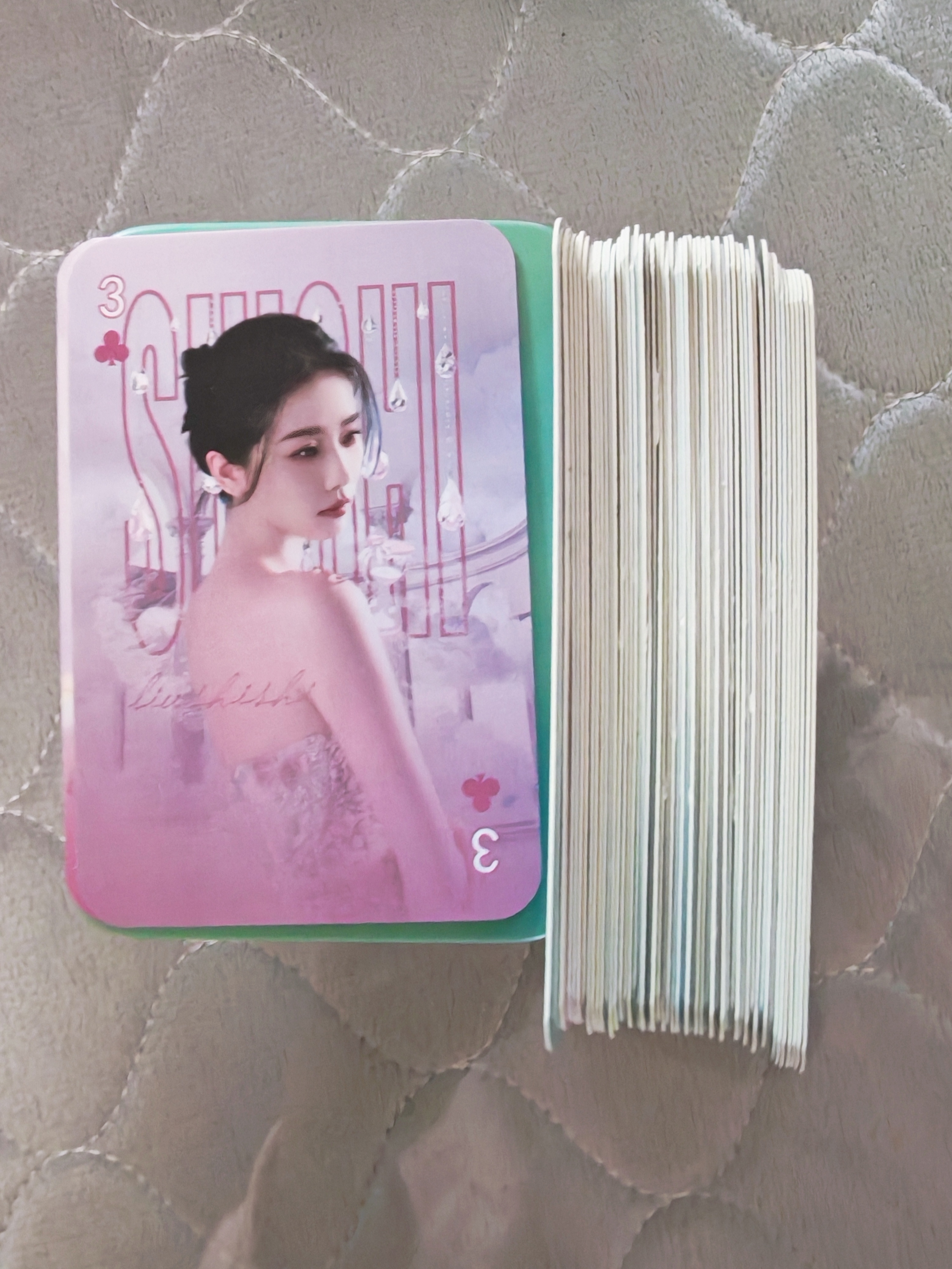 没抽中的不要灰心，还有下次，只要是我的铁粉4到钻粉就可以抽啦，实物大概的样子，不