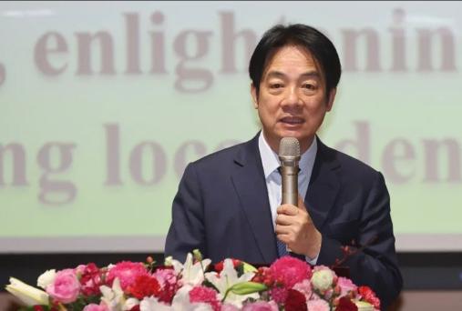 被迫取消出访的赖清德今晚（4月21日晚）恼羞成怒地写道：“中国的胁迫行为破坏了现