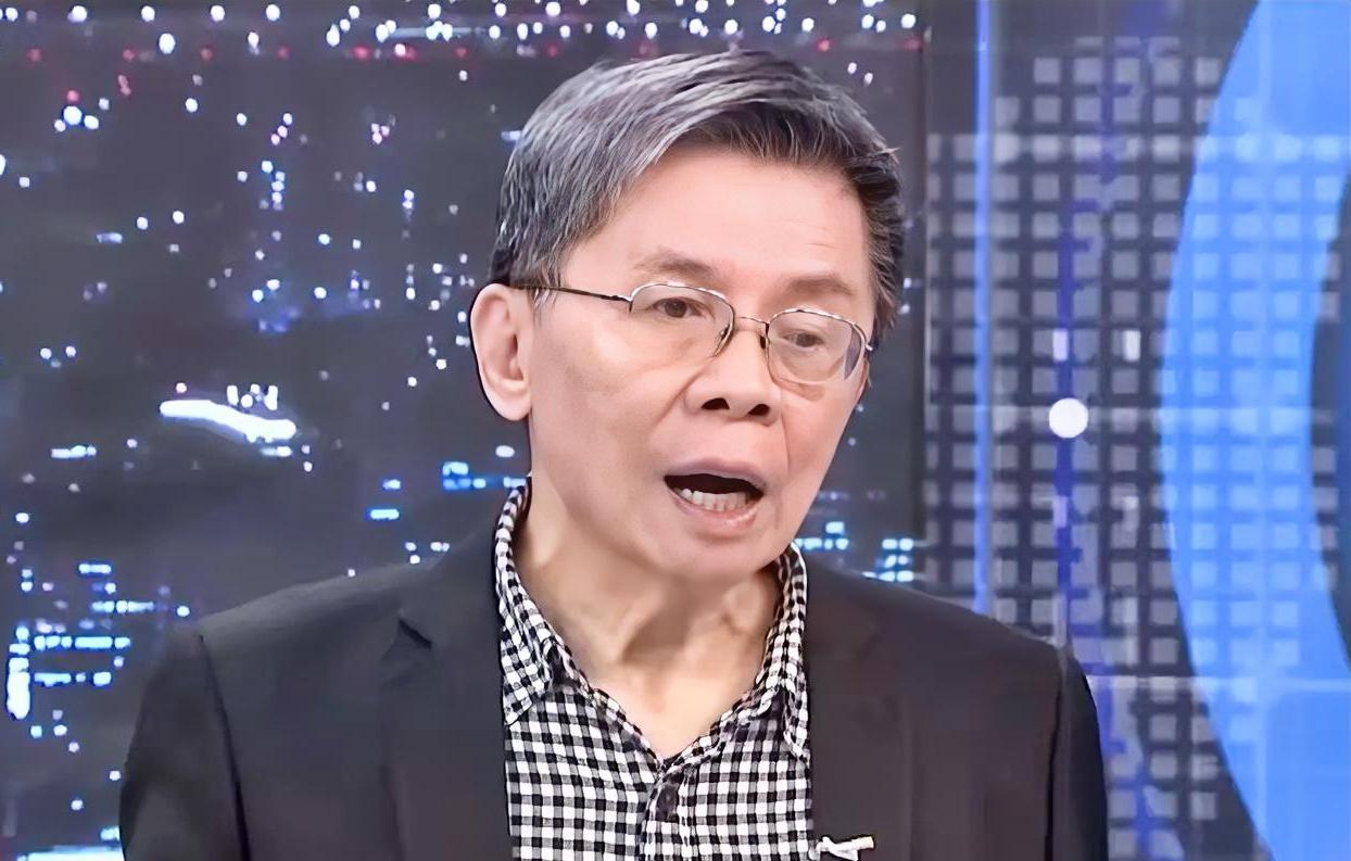 台湾名嘴沈富雄悄然改口，“你们成天对美军购吵吵闹闹，就不能学学郑丽文挺起腰杆说话