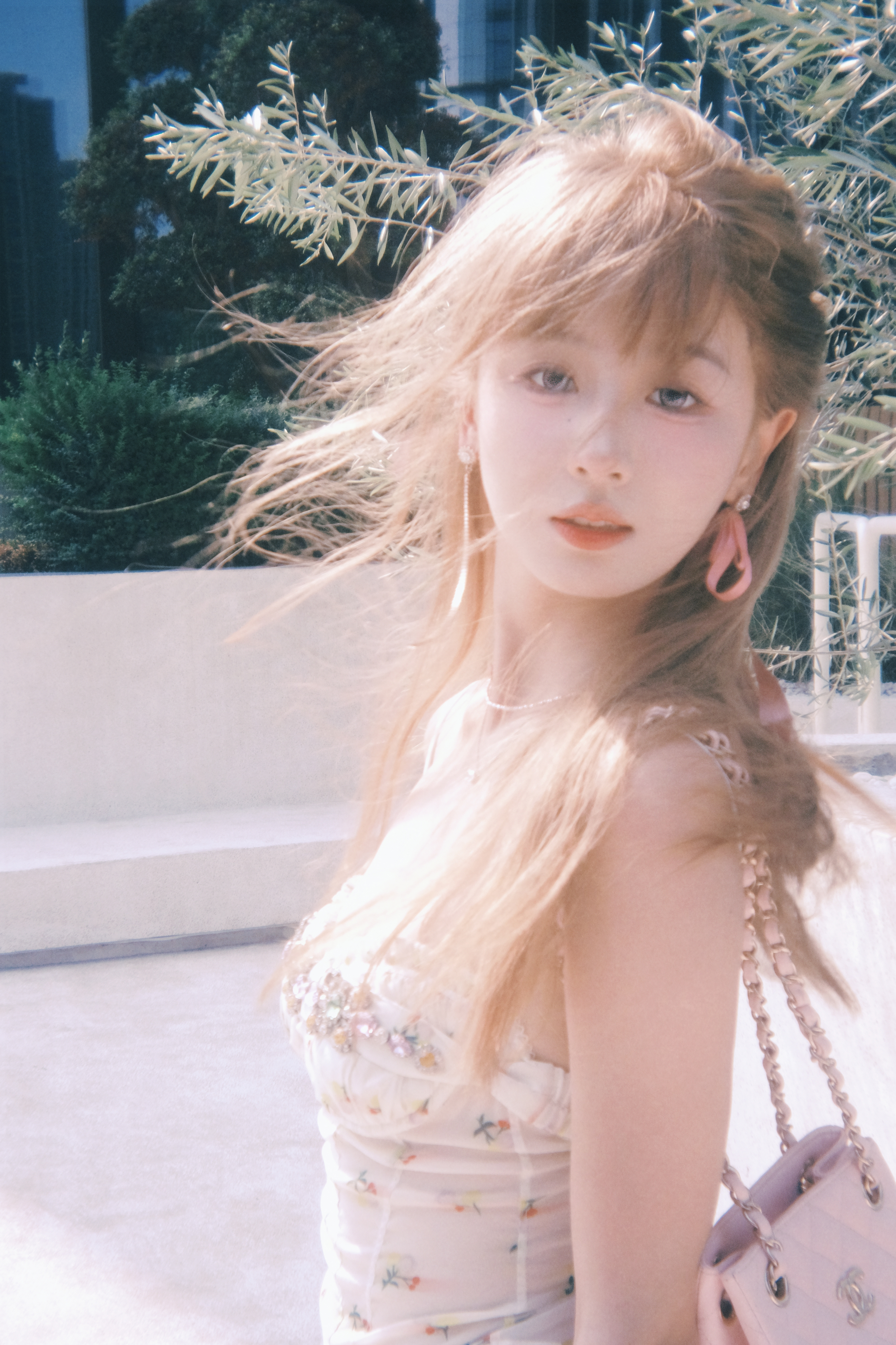 给顾林拍的好喜欢这个发色！！ 