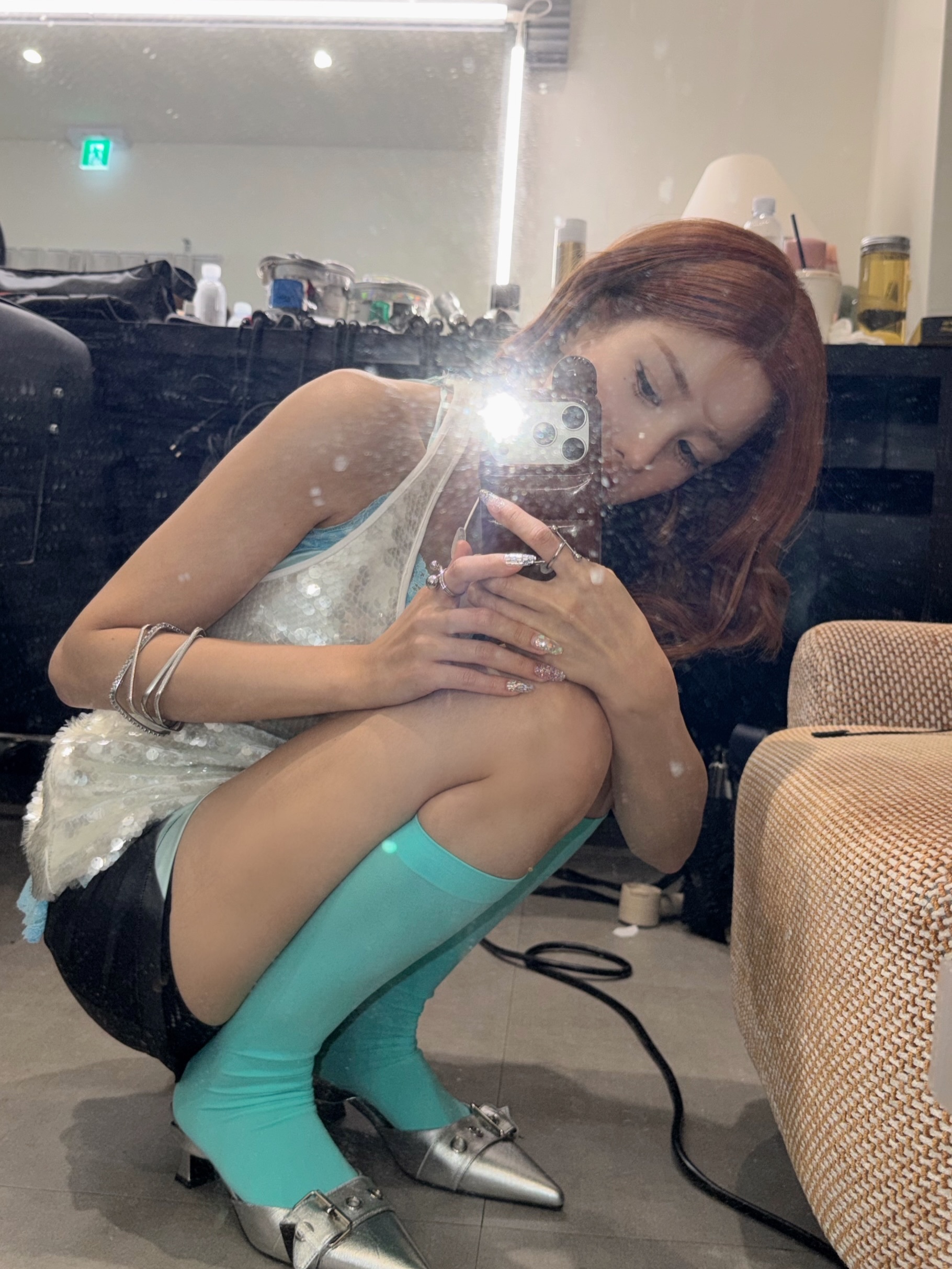 权恩妃 INS更新🤍🩵🖤 