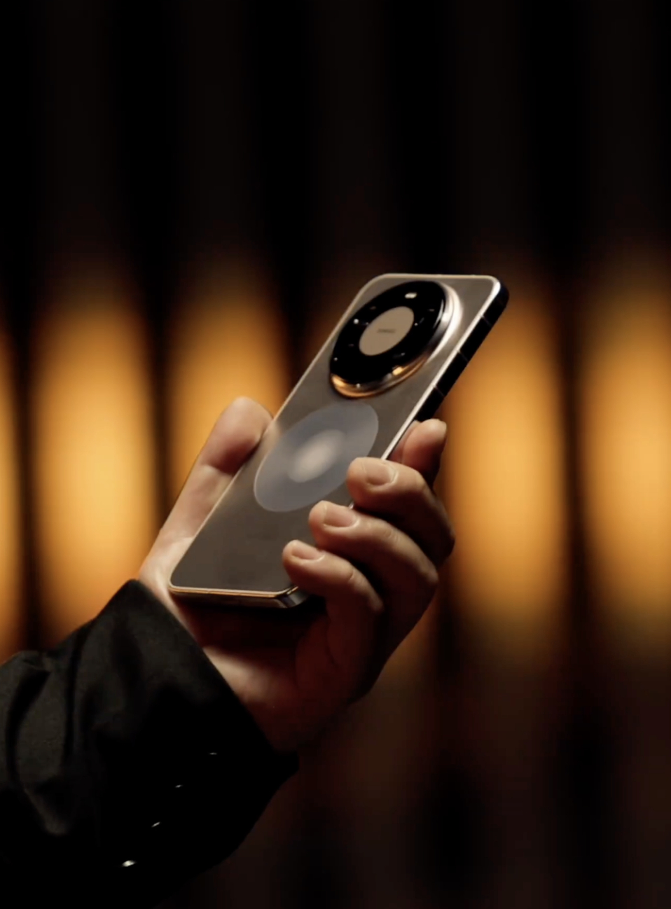 没想到华为也改名叫 Mate 80 Pro Max 了…… 