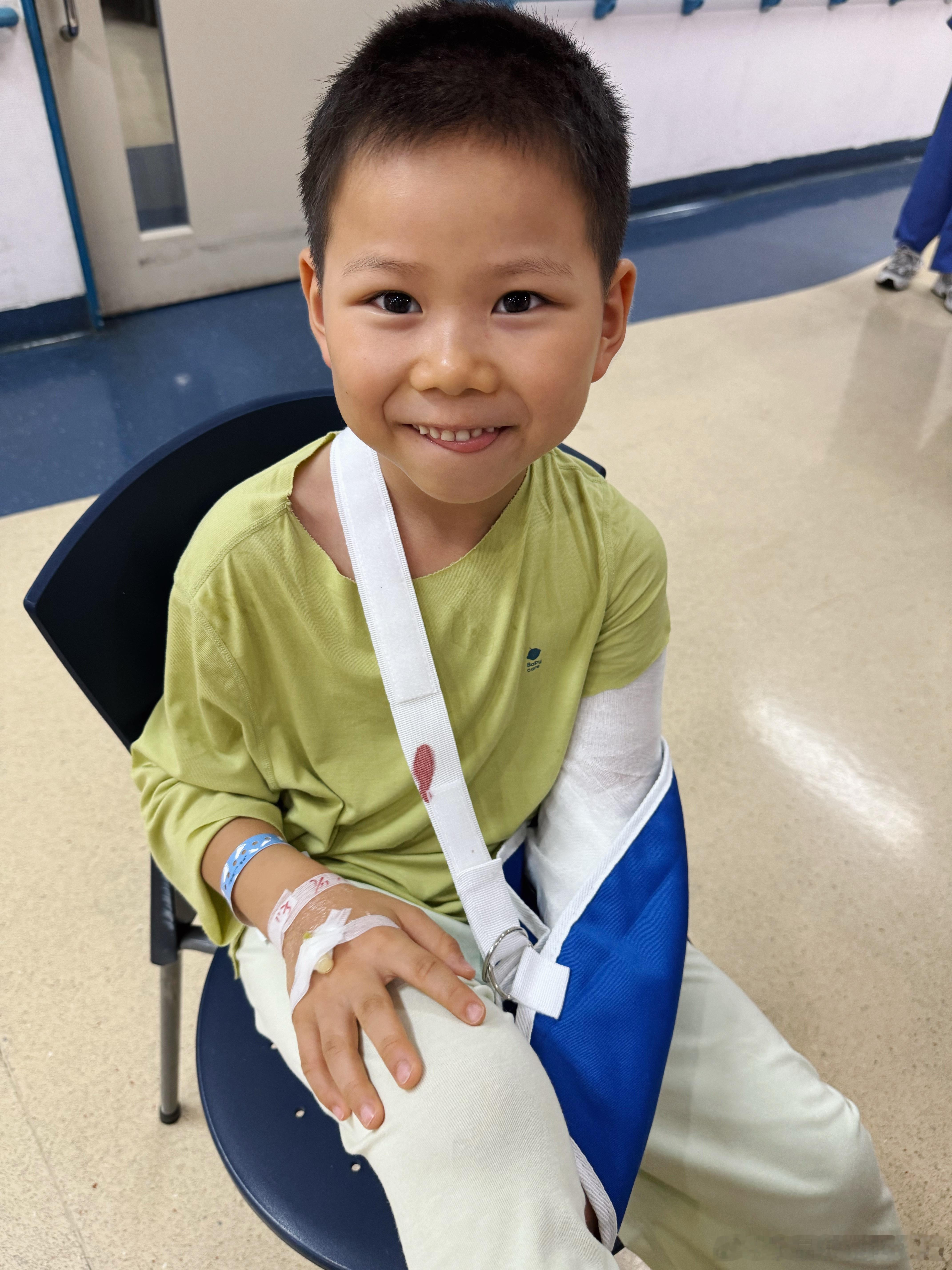 早晨十点禁食禁水到现在还没做上手术娃这边是今天最后一台手术做完手术观察完估计也要