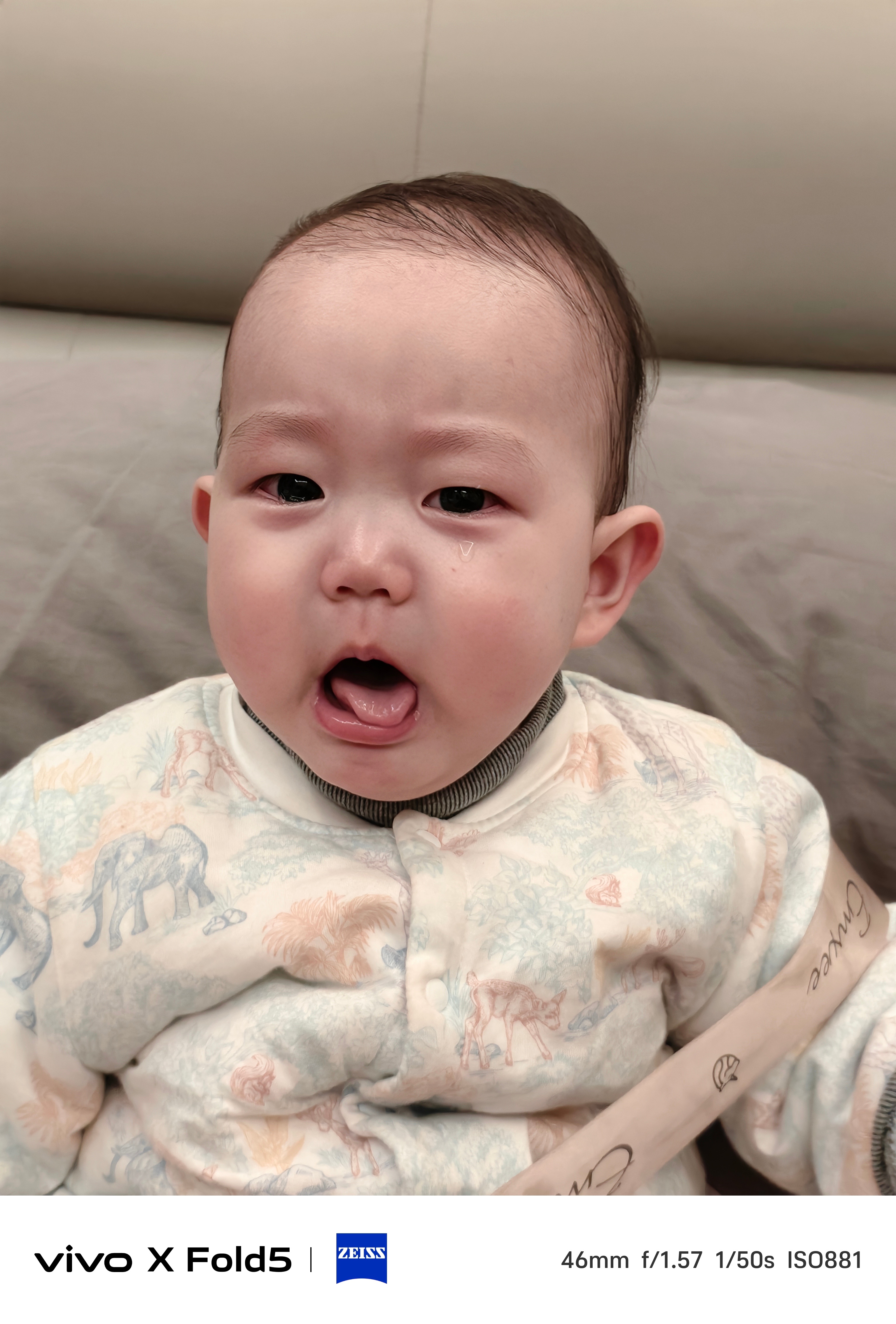 你们家的小男孩也是一天哭唧唧的嘛？ 