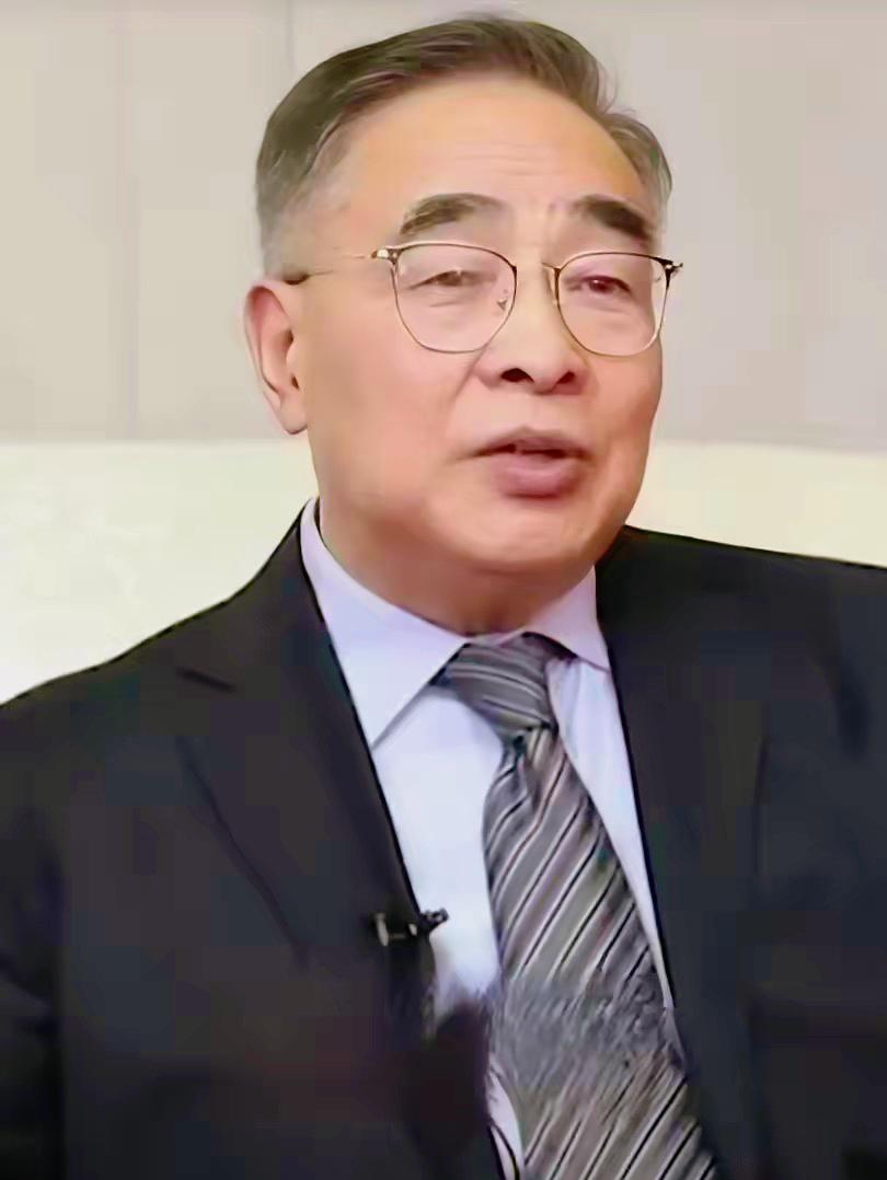 张伯礼的朴素养生经：傻吃傻喝傻睡，吃好睡好情绪稳，少生病少烦恼

中医名家张伯礼