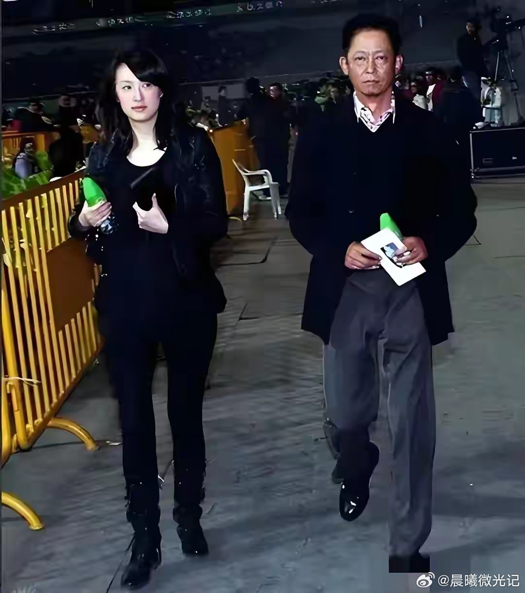 王志文在婚宴上说：我这种笨蛋以后也终于有天仙一样的好老婆疼了 