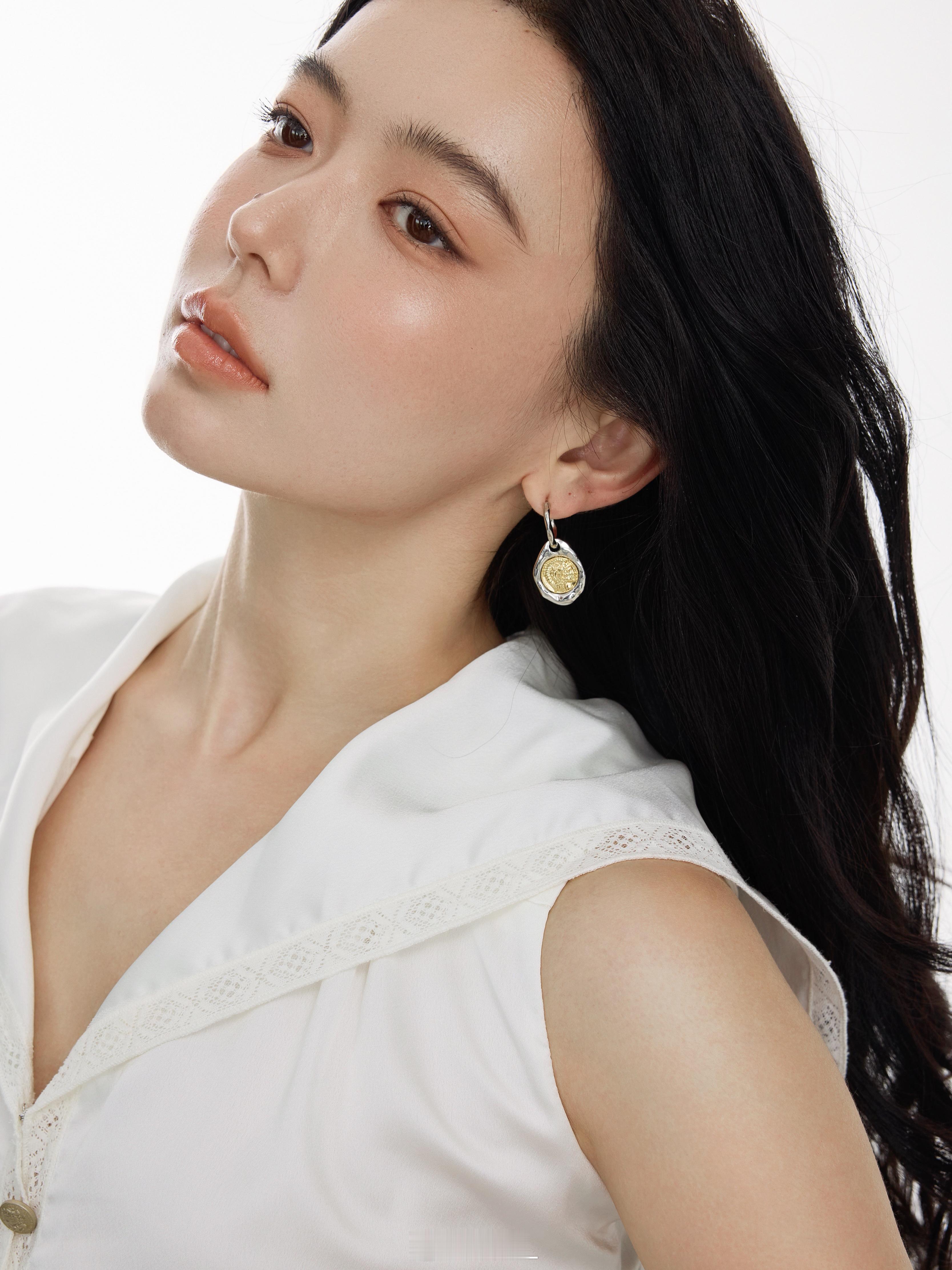 宝宝们我的店铺🍑朝慕newmoon第一波上新了11月6号 也就是等会八点淘上店