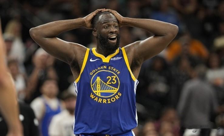 裁判对格林真是偏爱啊！

今天，官方公布了昨天快船对阵勇士的伤病报告，共有三次漏