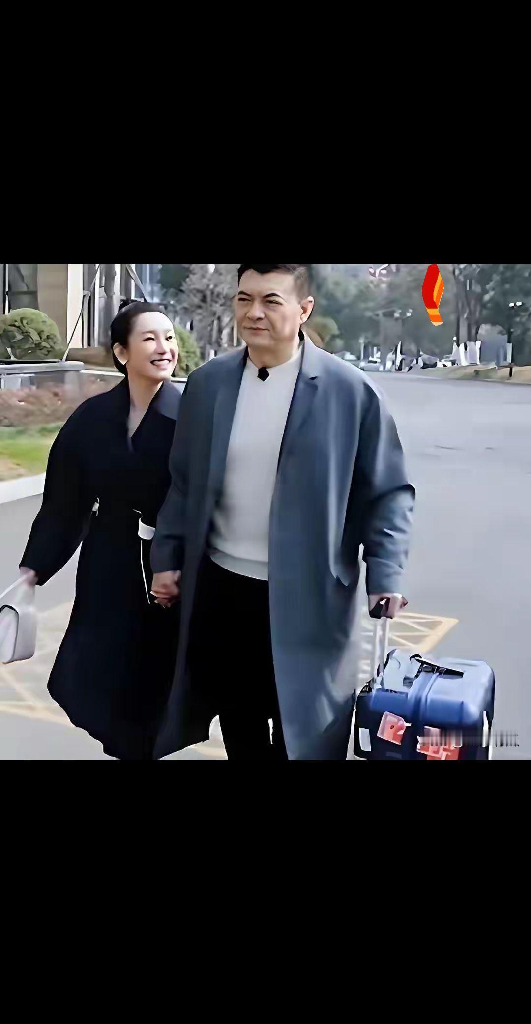 王新軍
秦海璐
夫妻照