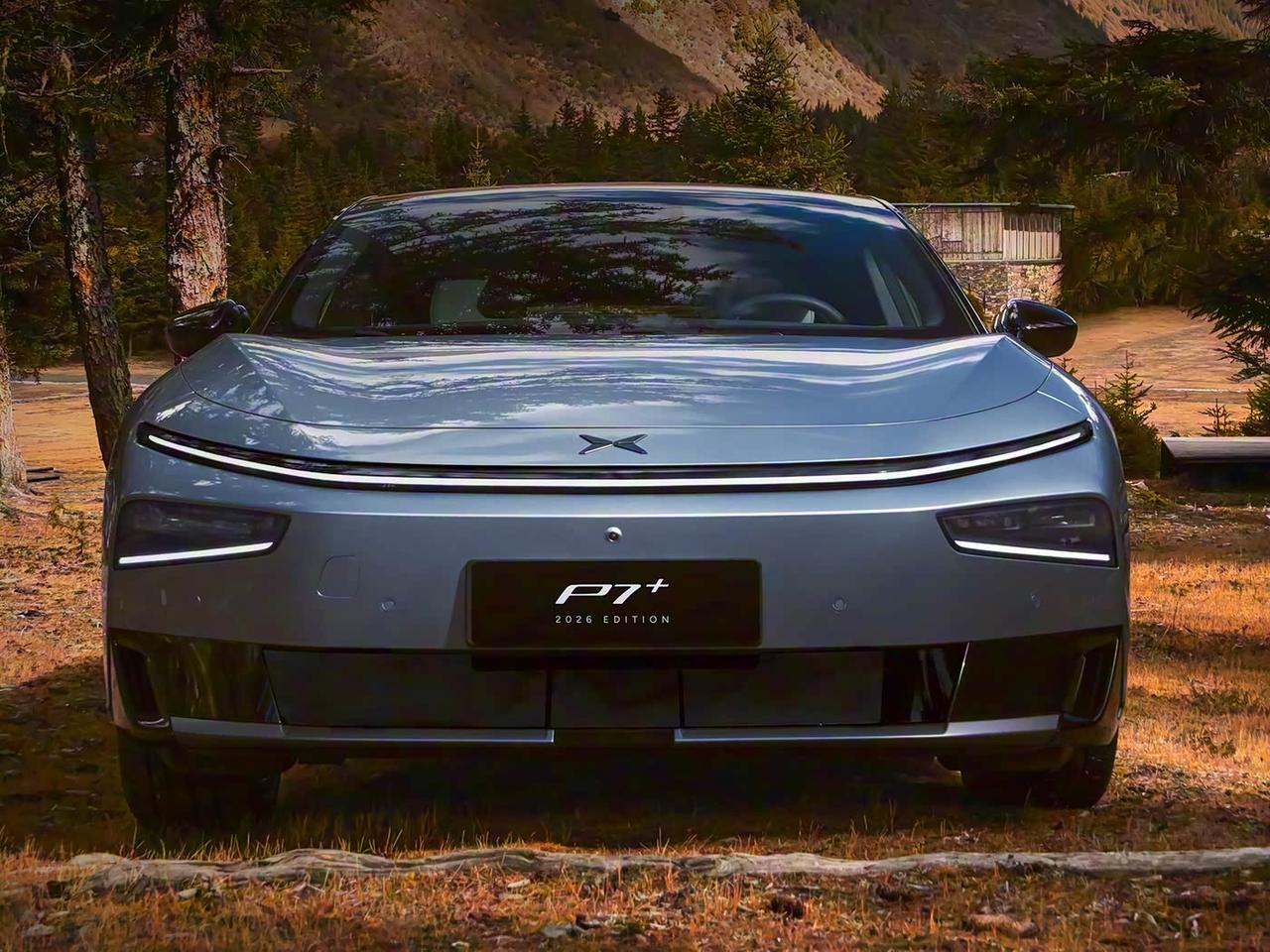 都是主打年轻人市场的两台车，小鹏新P7+（18.68-19.88万）给人的经济负