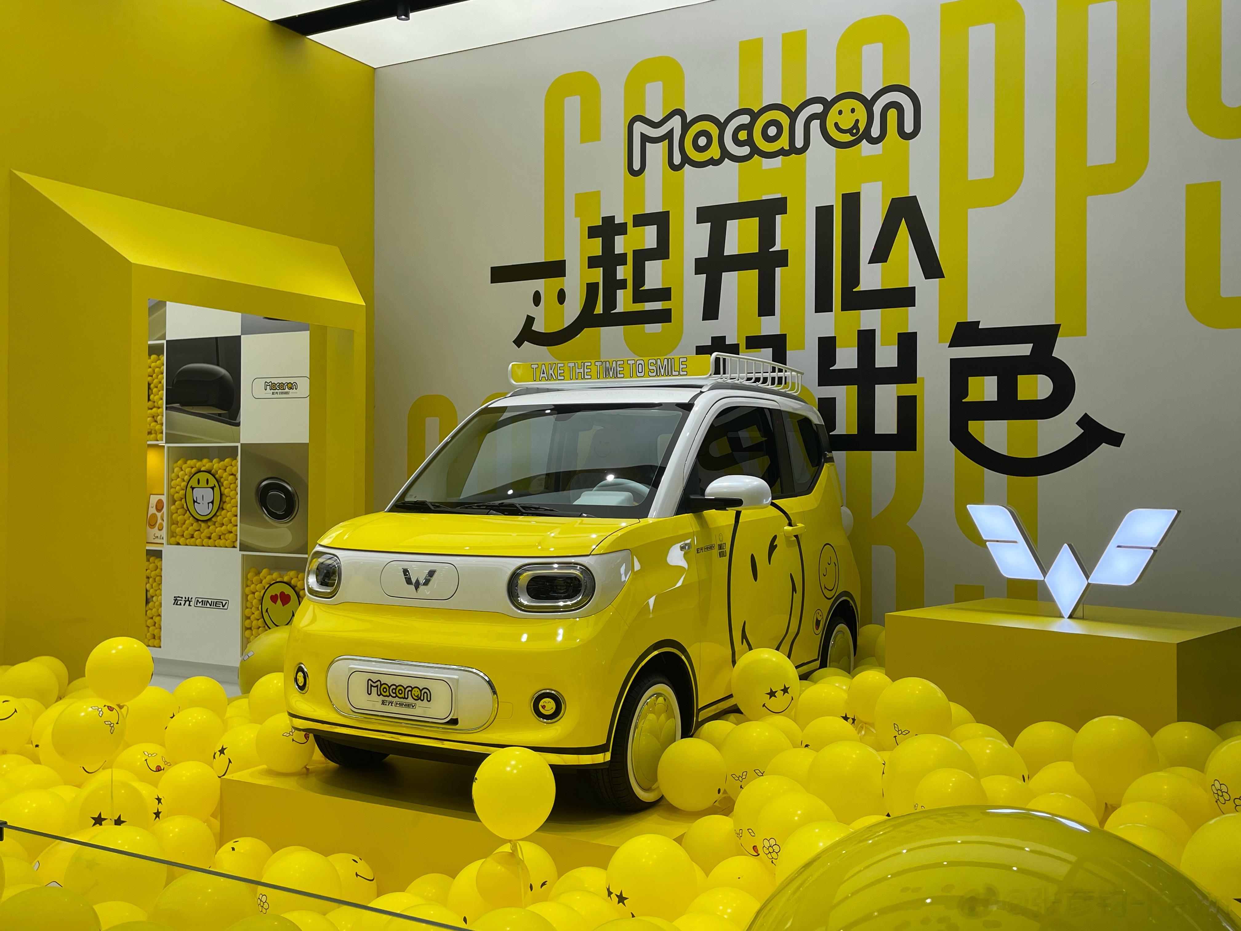 五菱宏光mini ev，这是原厂白边轮胎？！这可以啊[允悲]#凯文聊车##202