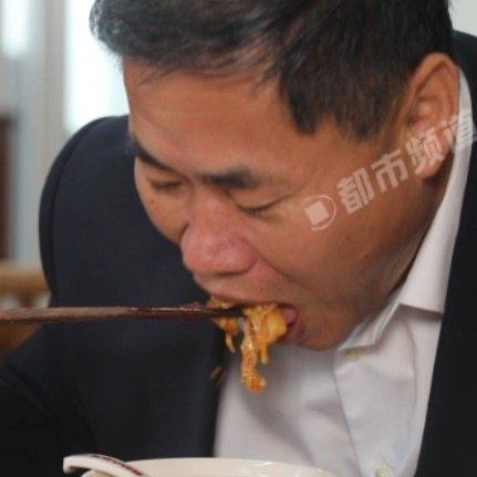 河南一男子一年347顿火锅，等于平均几乎天天都在涮肉烫菜，连家人都直呼“陪不动”