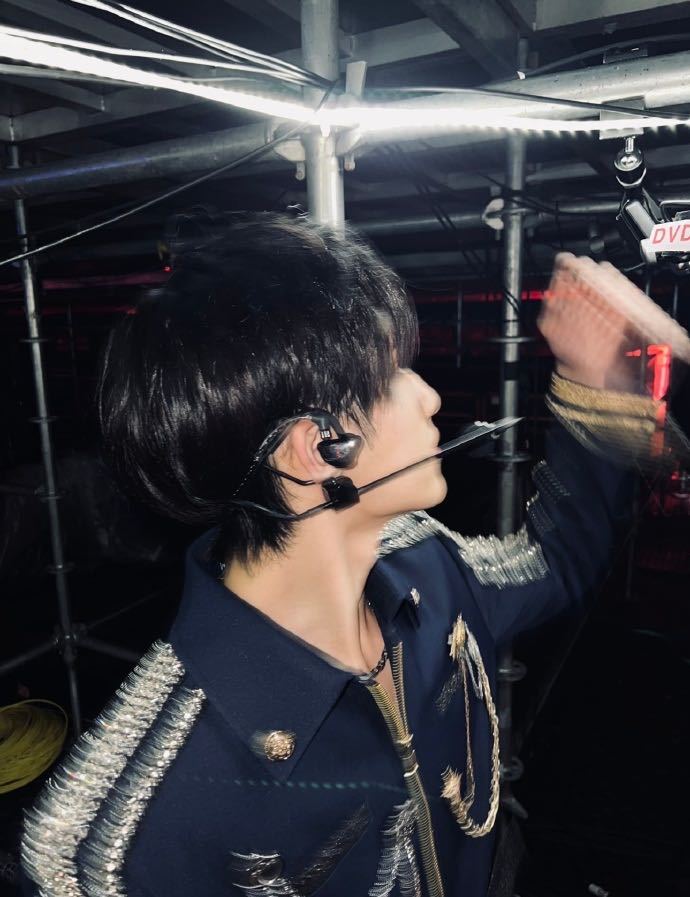 董思成生日音乐会官宣 董思成生日音乐会开明盒 重磅惊喜已投递到位！董思成RE-f