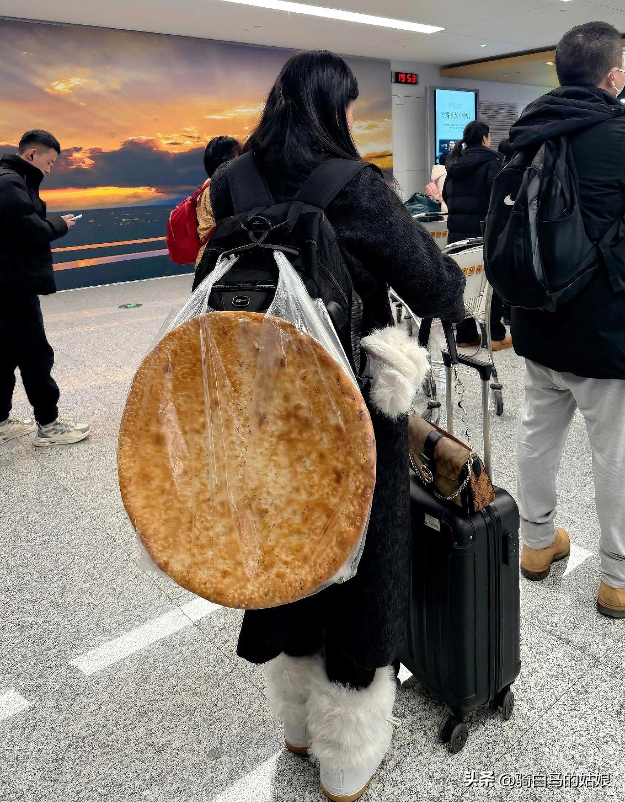 背上行囊
去远方