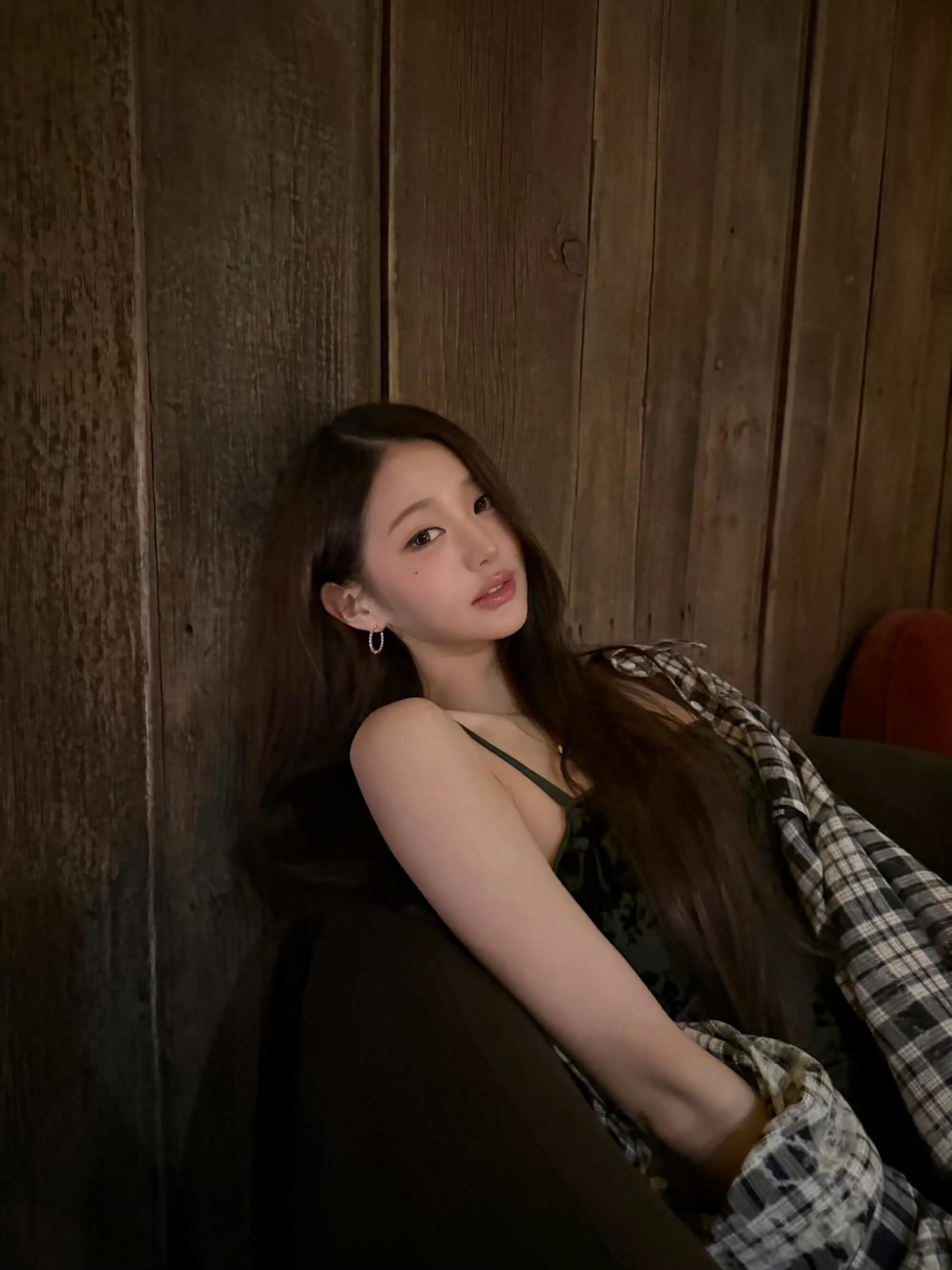 这一期是我定制的美国女人张Vicky 