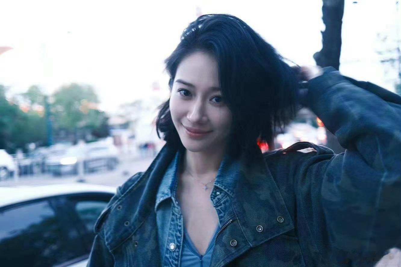范帅琦最符合百花杀人设的一集直播名场面笑到停不下来，面对提问直言不讳，大胆直白的