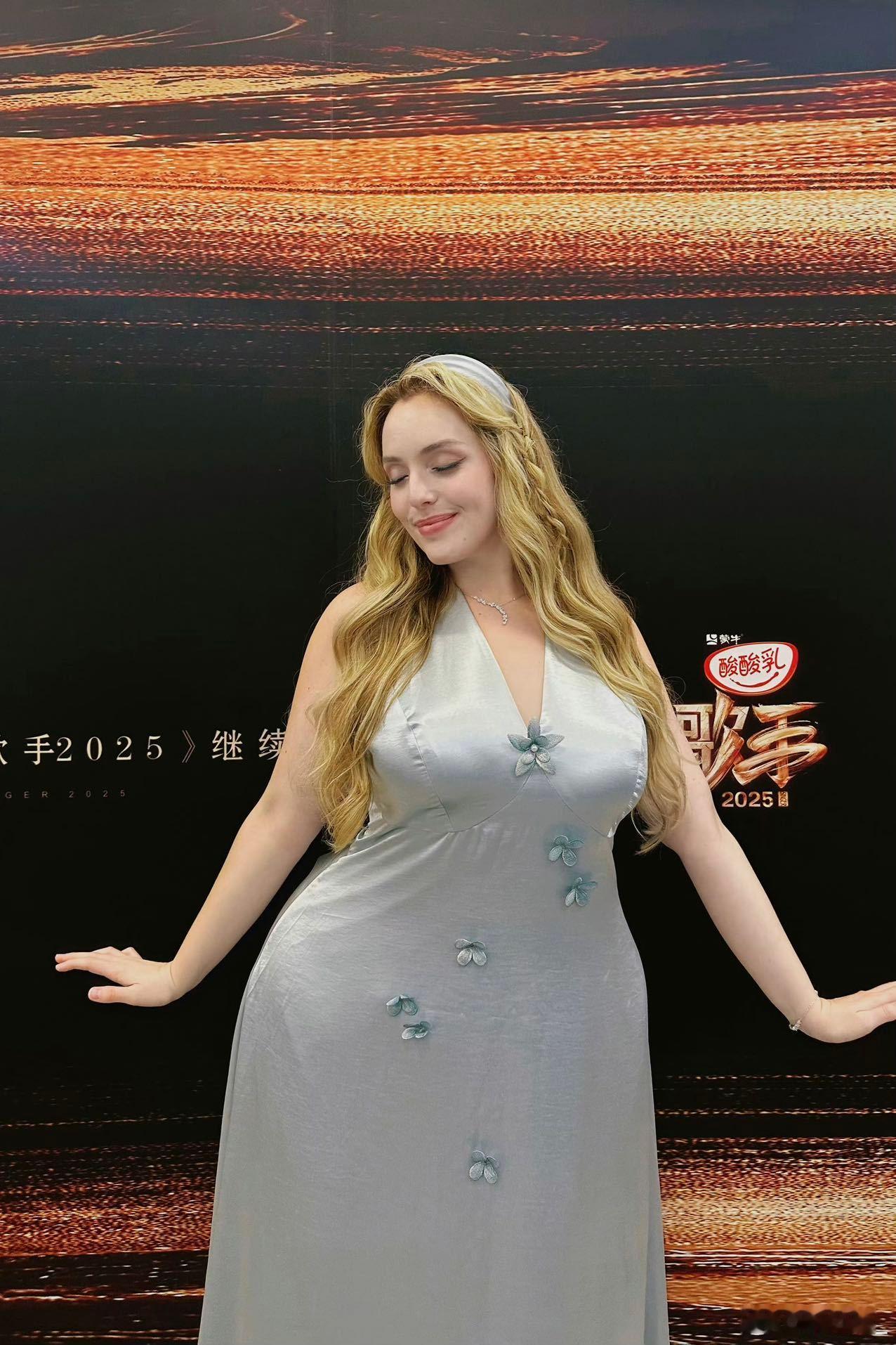 歌手第七期音源抢先听Grace唱LoveRunsOut歌手2025 从第一期就被