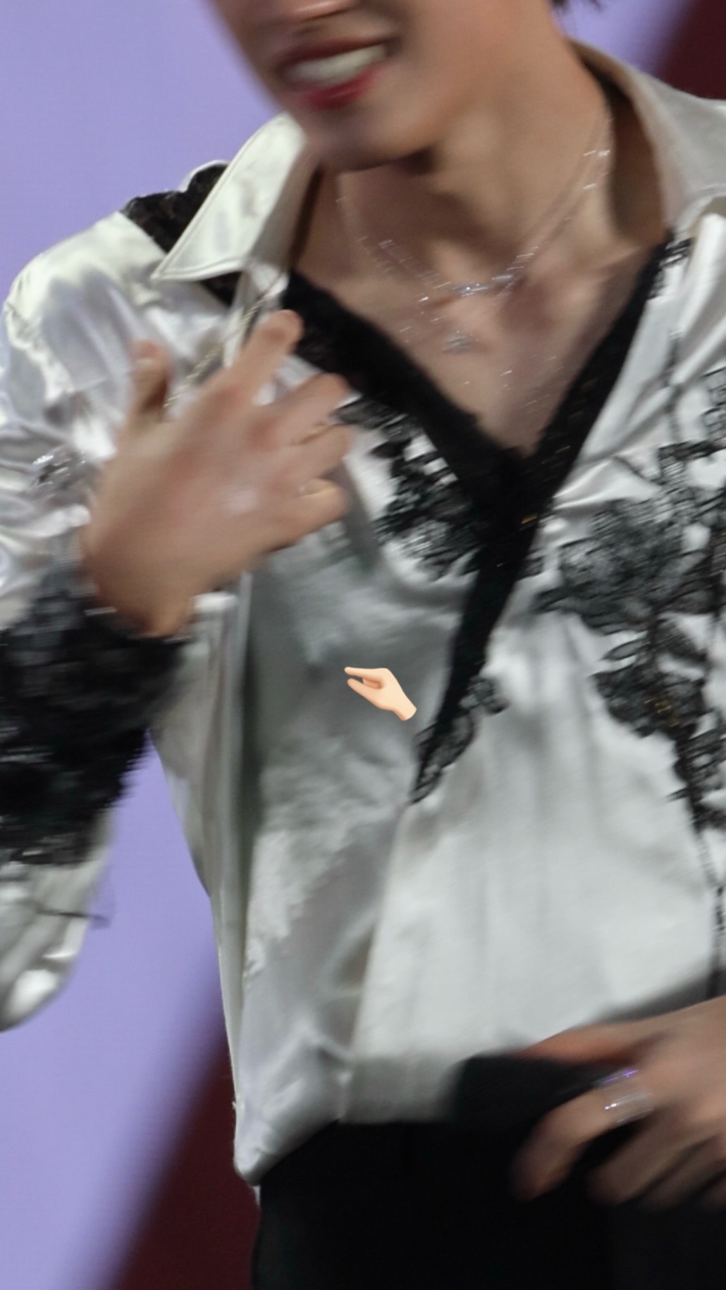 有没有人告诉张霁要保护好自己的咪咪 ​​​