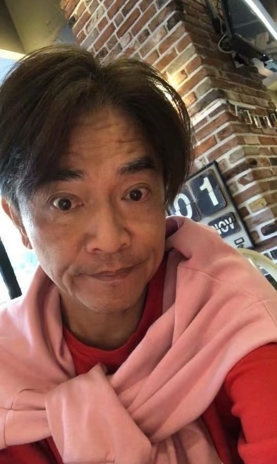 吴宗宪自曝离婚净身出户 离婚手续还是大女儿帮忙办的，这孩子也是不容易，一边是花心