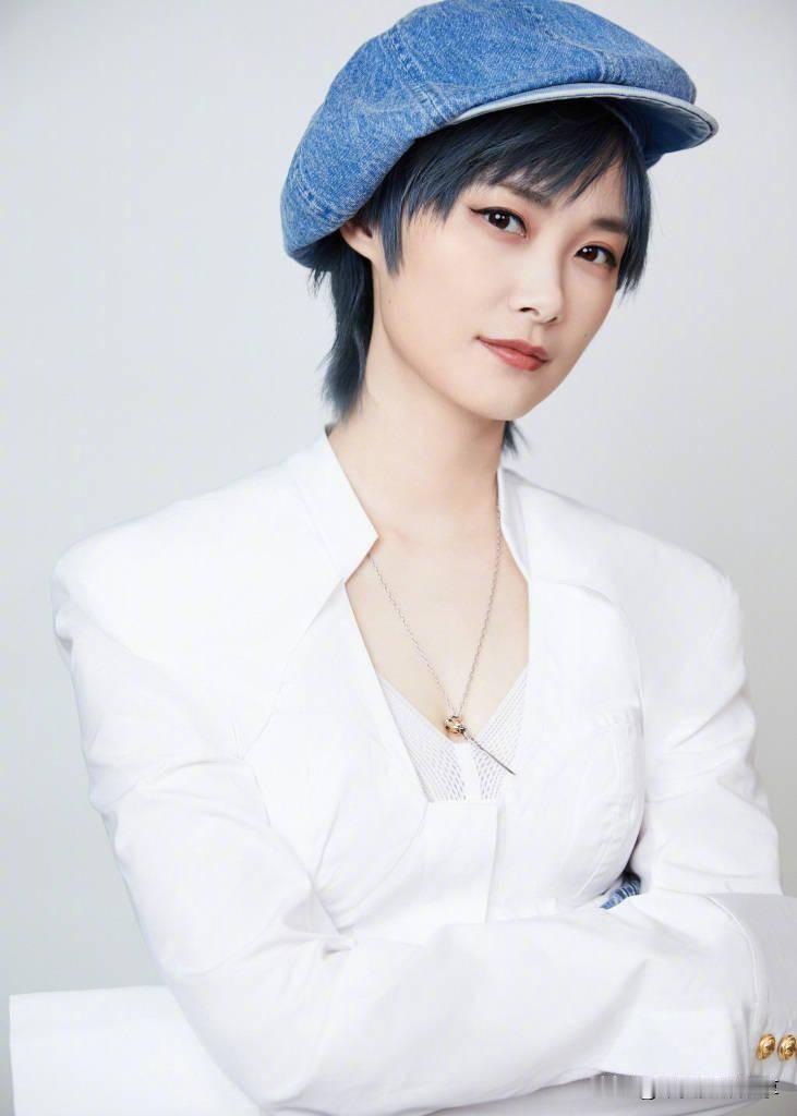 李宇春
大家会不会每天都困扰要吃什么 李小龙手臂力量有多强? 丰田,本田,马自达