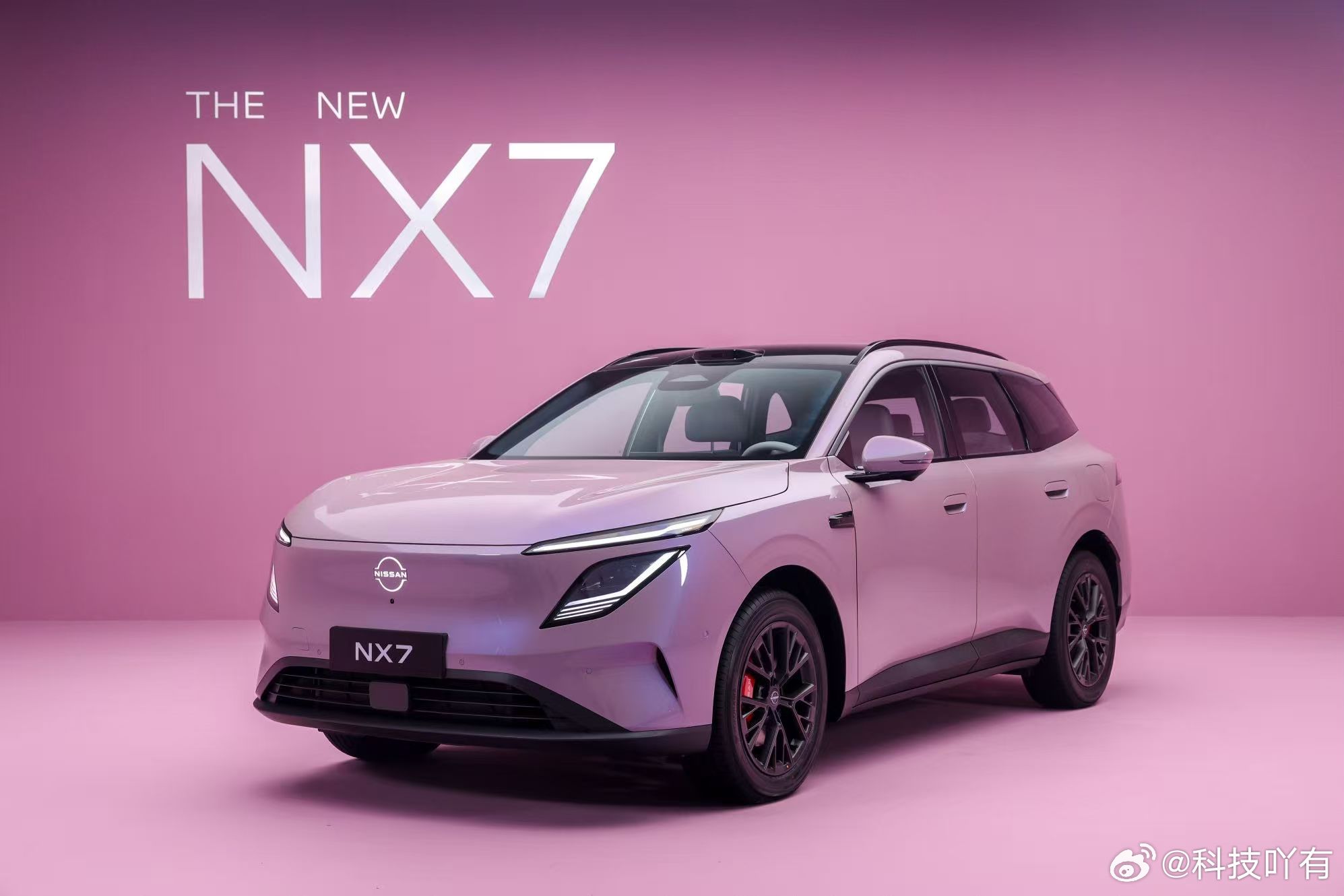 宋茜称东风日产NX7实车好看十倍 如今汽车配色的竞争，早已从“比色号”升级到“拼