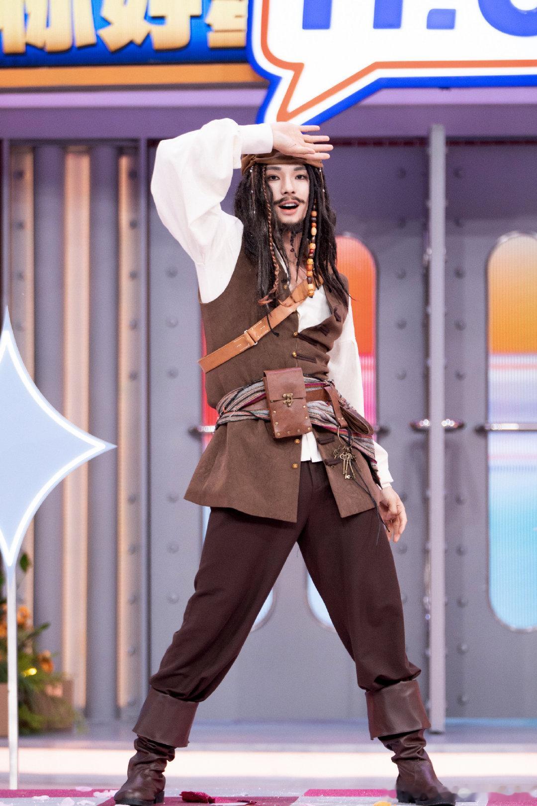 你好星期六好六街焕新开业好热闹 “杰克船长”异地登录中那就一起热闹热闹 你好星期