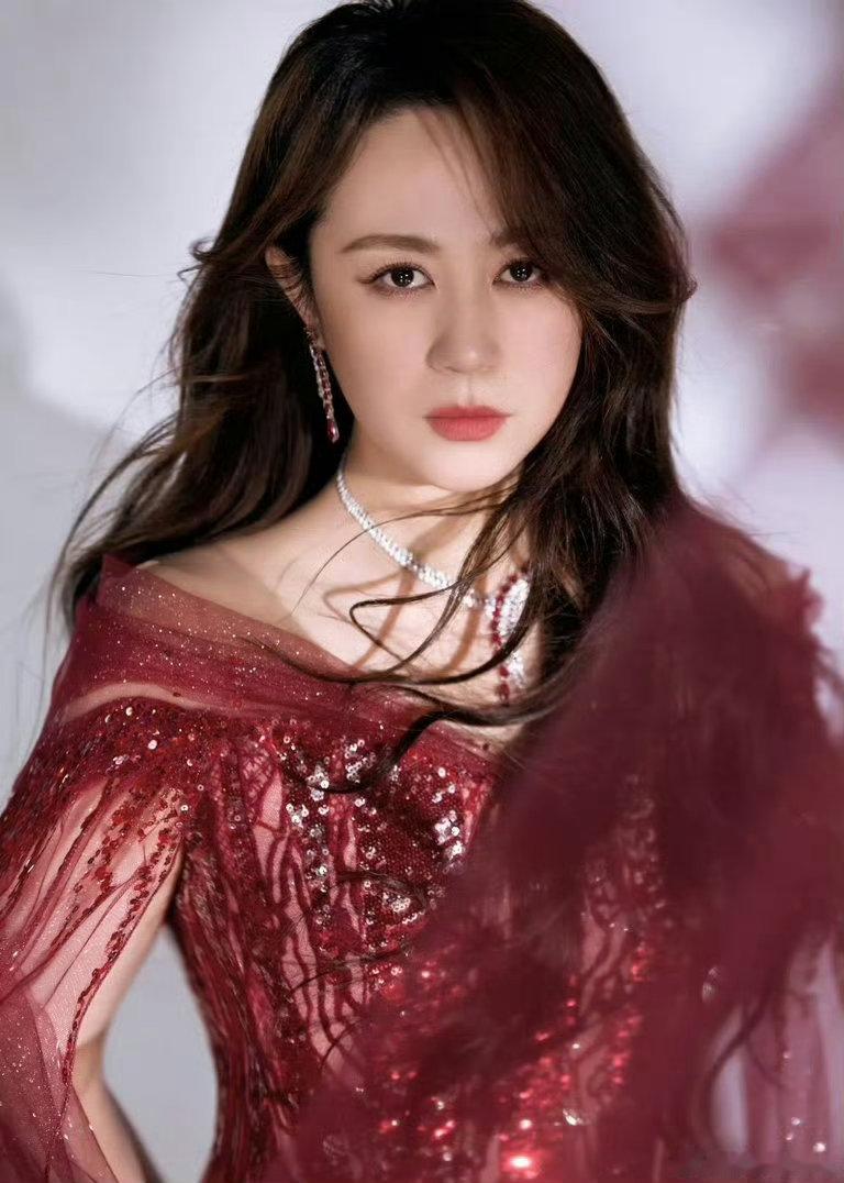 马丽袁华BGM被马丽焊死了你好星期六 马丽真的长在笑点上，连BGM都自带梗 