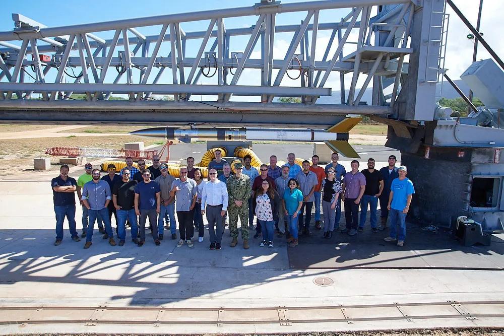 5月24日，美国海军水面战中心休内米分部（NSWC PHD）执行指导小组访问新墨