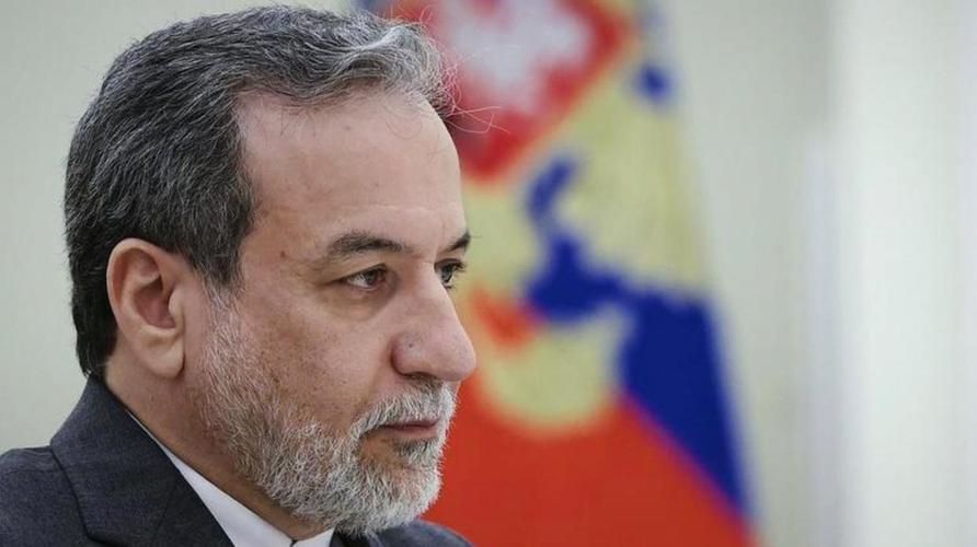 自家战事尚未平息，普京为何突然倾尽心力力挺伊朗？4月27日，伊朗外长阿拉格齐火速