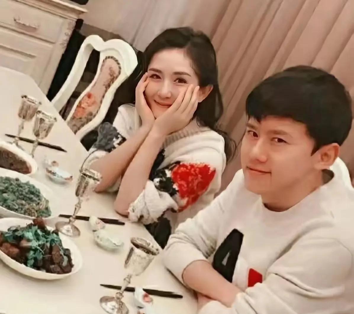 虽然觉着她和张杰的感情特别好
但是我现在不能同情谢娜
虽然她对张也是全心全意的帮